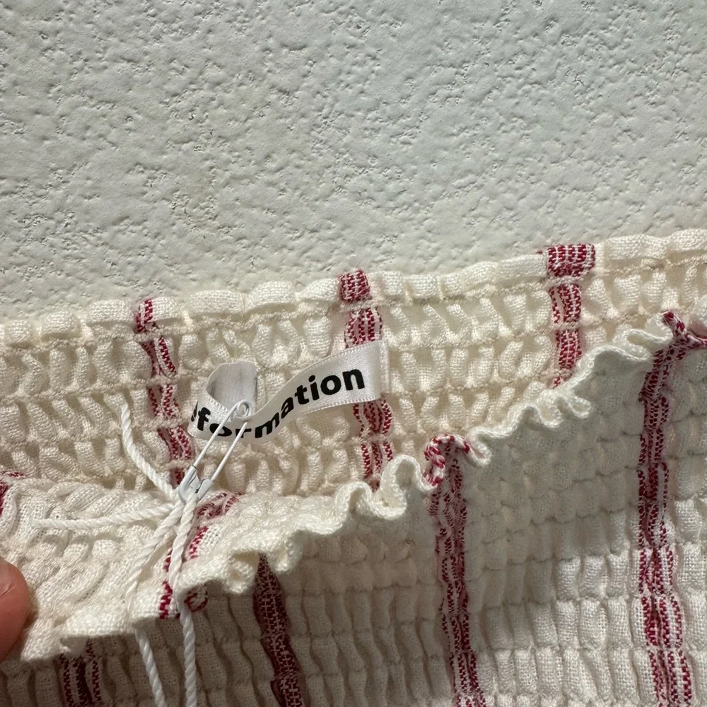 Reformation Smocked ❤️ - Picture 3 of 5